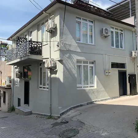 Happy Sun, Studio In Terrace
